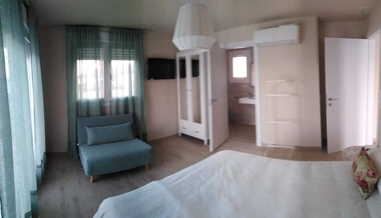 Punta Carnero 3*