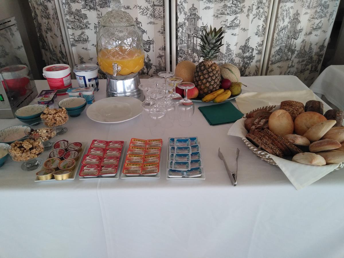 Punta Carnero Hotel